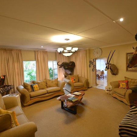 Afton Safari Lodge Kempton Park Buitenkant foto