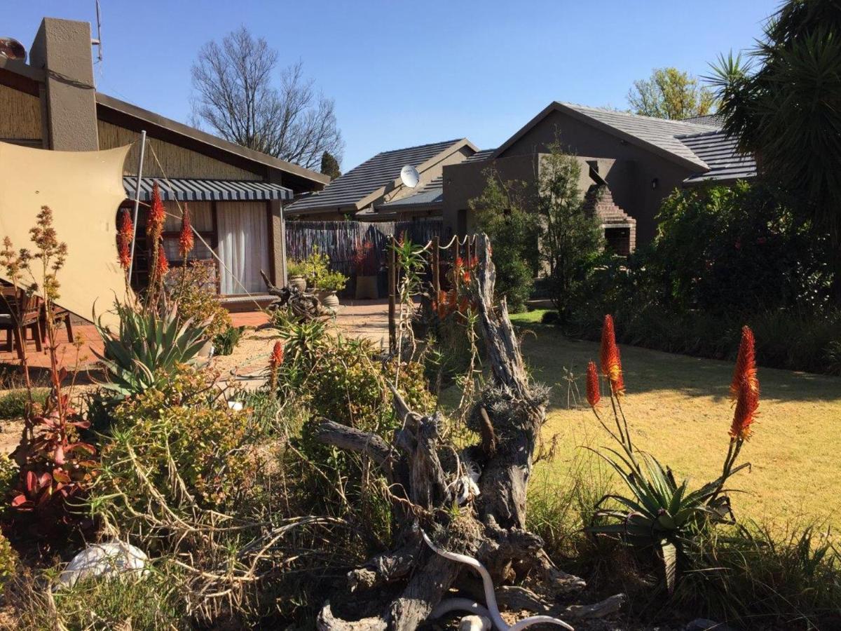 Afton Safari Lodge Kempton Park Buitenkant foto